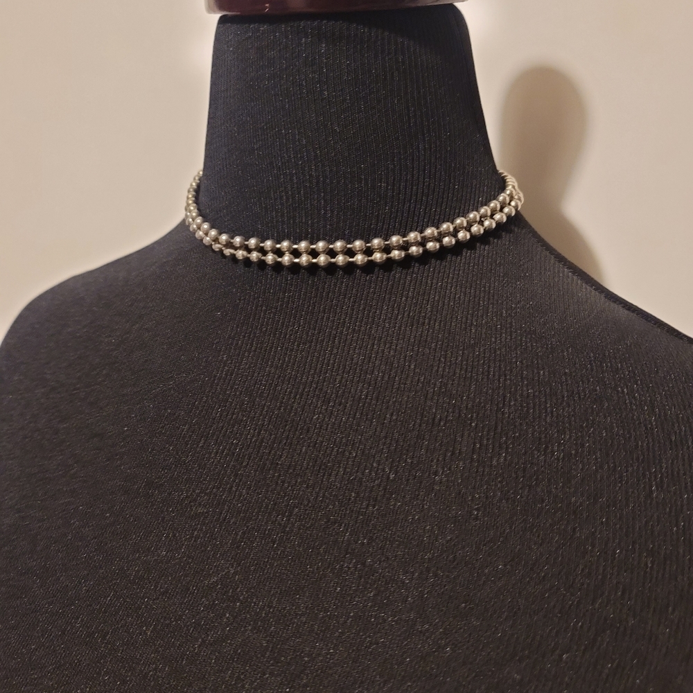 Silver choker